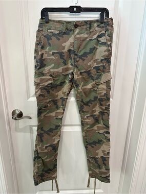 American Eagle Outfitters Men's Camo Cargo Pants - Olive/Brown